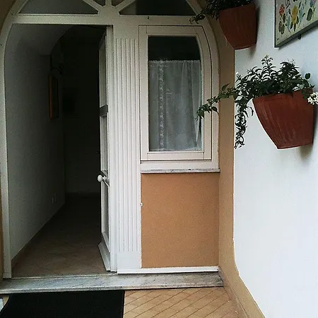 Alviani Anna Hotel